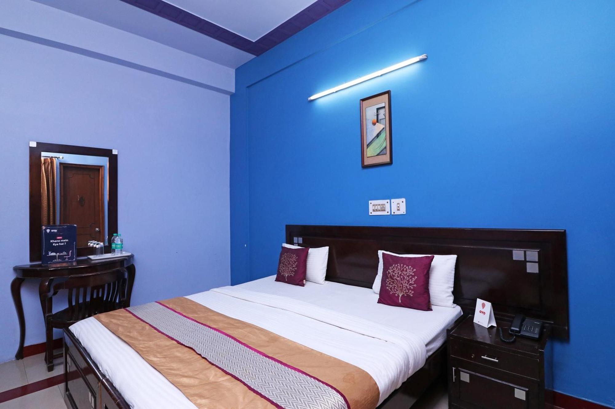 Townhouse Satguru Enclave Road Gurgaon Hotel Jamb Exterior photo